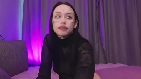 somniya online show from December 4, 10:35 am