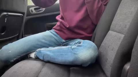 Sondages online show from December 18, 12:22 pm