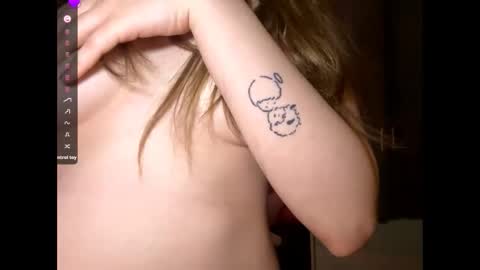 Emily online show from February 23, 4:26 pm