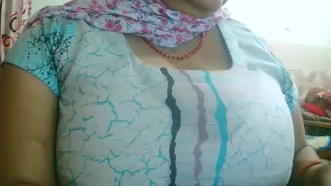 Snapshot of soni88888 chatting on January 25, 2:03 pm soni88888 online show from January 25, 2:03 pm