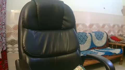 Snapshot of soni88888 chatting on January 31, 5:51 am soni88888 online show from January 31, 5:51 am