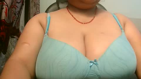 Snapshot of soni88888 chatting on February 14, 3:36 pm soni88888 online show from February 14, 3:36 pm