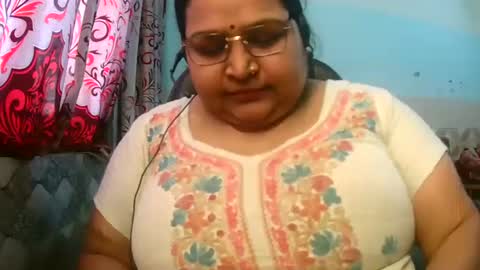 soni88888 online show from March 18, 6:05 am