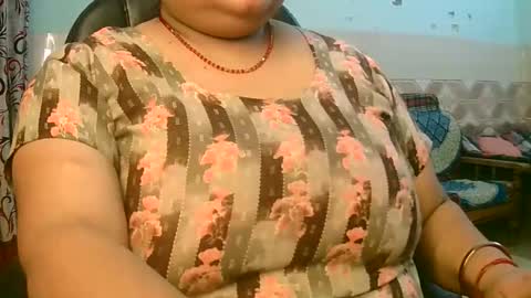 Snapshot of soni88888 chatting on May 10, 3:50 pm soni88888 online show from May 10, 3:50 pm