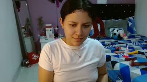 sonialatin69 online show from February 28, 10:39 pm
