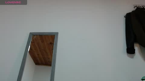 sonialatin69 online show from April 17, 3:04 pm