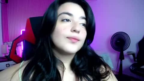 sonic_jess07 online show from March 23, 11:58 am