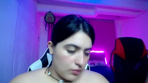 Snapshot of sonic_jess07 chatting on April 26, 1:58 am sonic_jess07 online show from April 26, 1:58 am