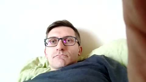 sonicegay online show from January 5, 11:26 am