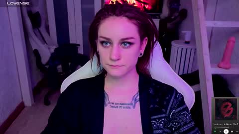 Snapshot of sonicsupergirl chatting on October 18, 10:38 am Rie online show from October 18, 10:38 am