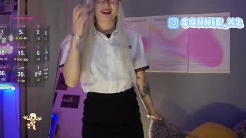 Sonnie online show from January 6, 1:37 pm