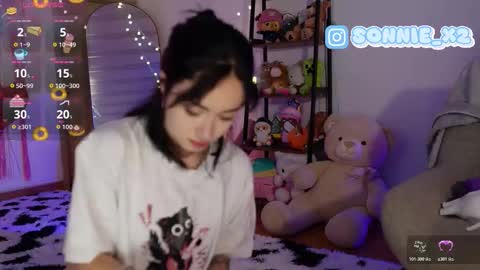 Snapshot of sonnie_mami chatting on February 10, 1:26 pm Sonnie online show from February 10, 1:26 pm