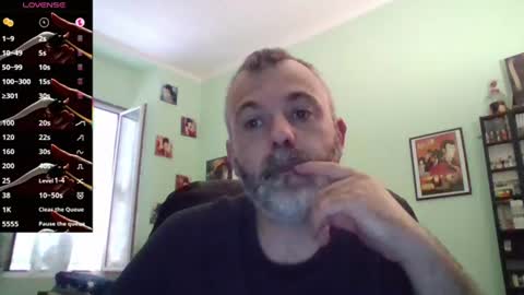 Snapshot of sonoboris chatting on June 15, 9:22 am sonoboris online show from June 15, 9:22 am
