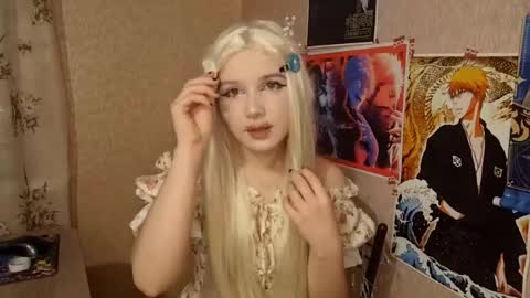 Snapshot of sonwosick chatting on February 16, 5:31 pm Mila online show from February 16, 5:31 pm