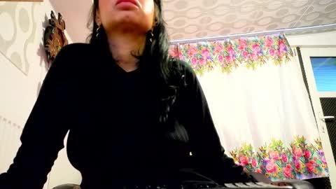 Sonya online show from March 31, 4:40 pm