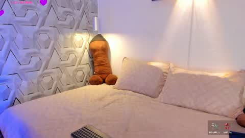 Snapshot of sophi_01 chatting on July 10, 12:30 pm sophie online show from July 10, 12:30 pm