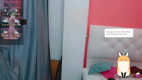 Snapshot of sophi_avenus chatting on March 5, 6:23 pm sophi_avenus online show from March 5, 6:23 pm