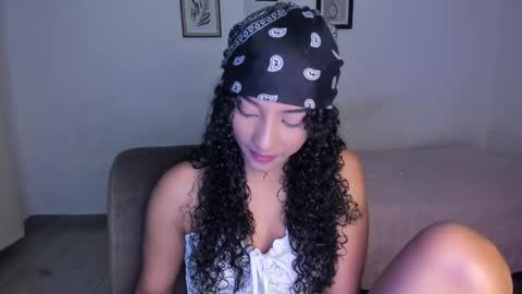 Sophi baby online show from April 13, 2:28 am