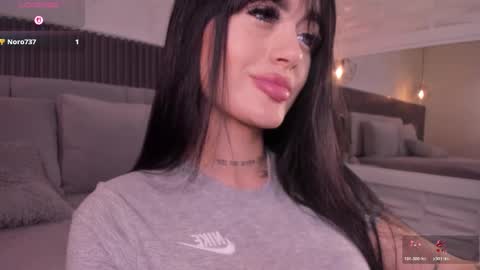 Snapshot of sophi_carter chatting on October 28, 11:14 am Sophi online show from October 28, 11:14 am