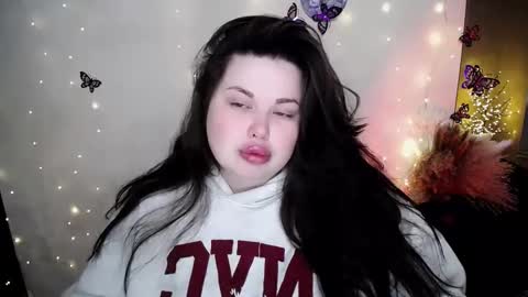 sophia__olsen online show from February 7, 7:01 am