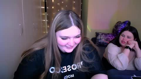 sophia__olsen online show from May 26, 5:36 am
