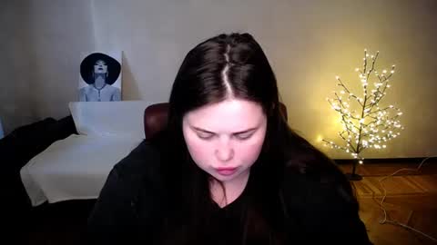 Snapshot of sophia__olsen chatting on June 24, 6:12 am sophia__olsen online show from June 24, 6:12 am