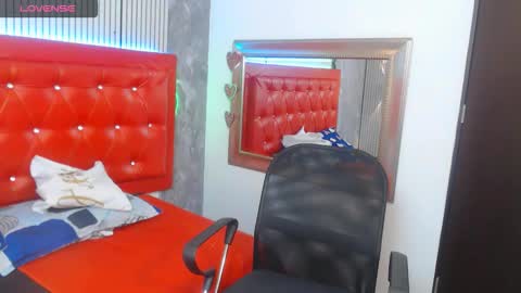 sophia__sweet1 online show from November 17, 1:33 am