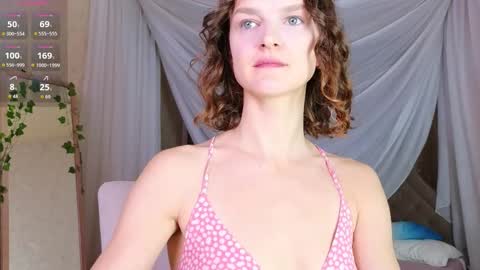 Sophia online show from February 6, 2:49 am