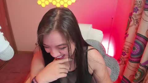 sophia_grants online show from February 9, 7:16 am