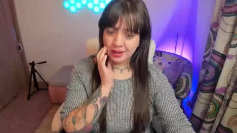 sophia_grants online show from November 5, 12:32 am