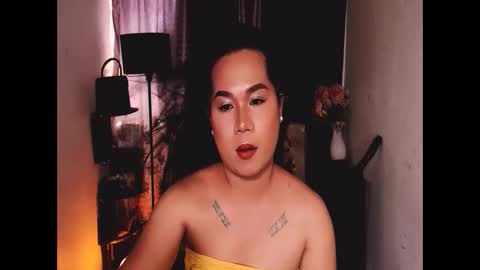 sophia will  make u day  online show from May 31, 2:53 am