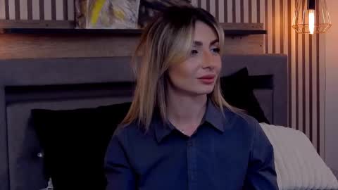 Sophia Lace online show from May 29, 3:59 am