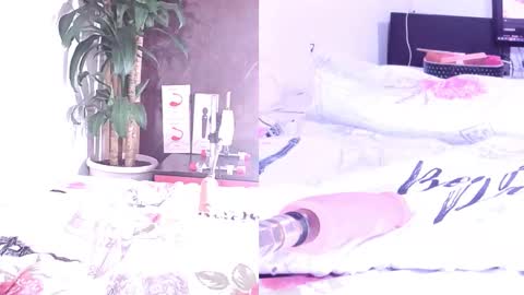 Snapshot of sophialovers01 chatting on March 20, 12:59 am phi online show from March 20, 12:59 am