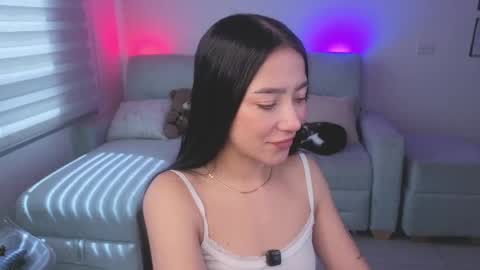 Sophie  online show from May 20, 3:18 pm