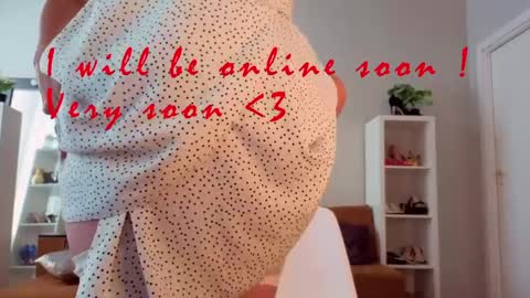 Sophie online show from April 5, 5:54 pm