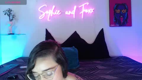 SOPHIE - FOXX online show from February 11, 12:21 pm