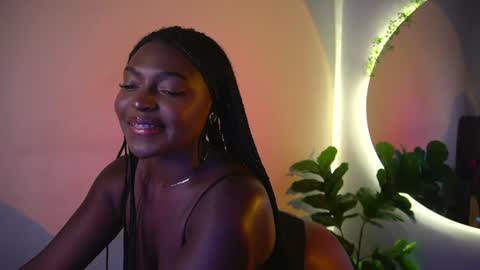 Snapshot of sophie_luvs chatting on July 3, 10:16 pm Sophie online show from July 3, 10:16 pm