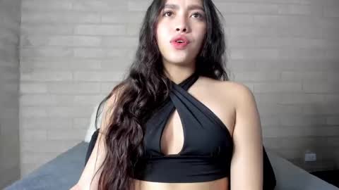 sophiebellucci online show from September 16, 8:26 am