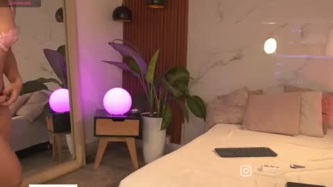 Sophie online show from March 29, 12:49 pm