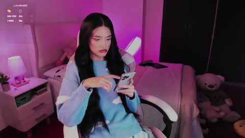 Snapshot of sophiecornett chatting on October 14, 12:33 am    online show from October 14, 12:33 am