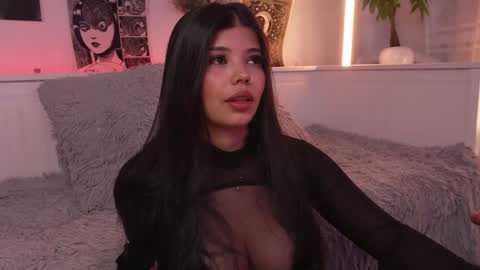 Sophiee  online show from May 22, 8:58 pm