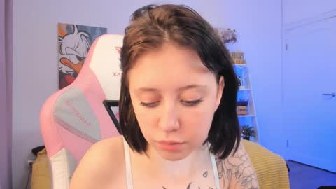 Snapshot of sophiee_lane chatting on December 30, 10:32 am Sophie online show from December 30, 10:32 am