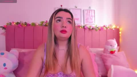 Snapshot of sophiee_rosee chatting on March 24, 5:40 pm sophiee rosee online show from March 24, 5:40 pm