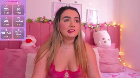 Snapshot of sophiee_rosee chatting on March 25, 6:25 pm sophiee rosee online show from March 25, 6:25 pm