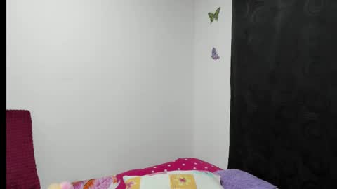 Snapshot of sophieewoods chatting on September 29, 11:31 pm Sophie Woods online show from September 29, 11:31 pm