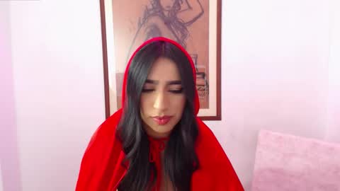 Sophie  online show from November 2, 6:16 am