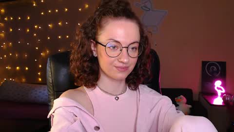 sophieleroux online show from April 8, 11:43 am