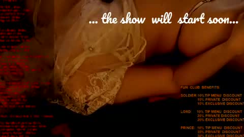 Snapshot of sophierosenfeld chatting on July 29, 3:43 pm Sophie Rosenfeld online show from July 29, 3:43 pm