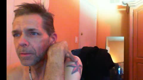 Snapshot of sophiestar12 chatting on December 2, 5:59 pm Sophiestar online show from December 2, 5:59 pm