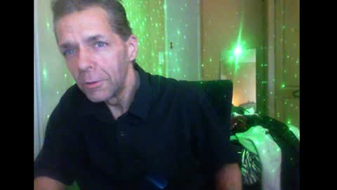 Snapshot of sophiestar12 chatting on December 19, 8:56 am Sophiestar online show from December 19, 8:56 am